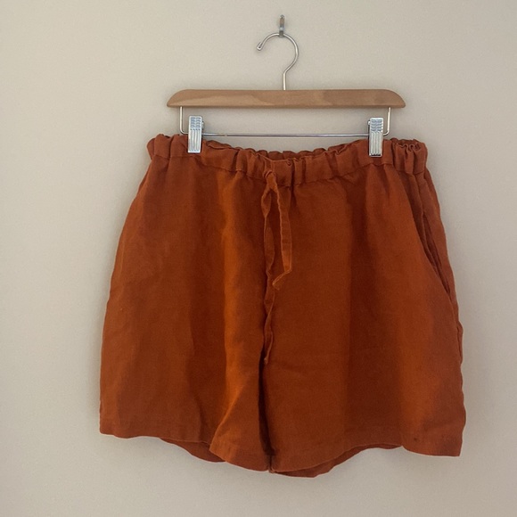 Loose fit drawstring linen shorts - Picture 4 of 6